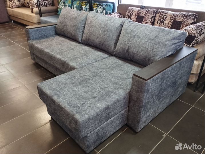 Новый угловой диван.В наличии.Доставка