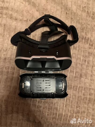Очки виртуальной реальности для телефона
