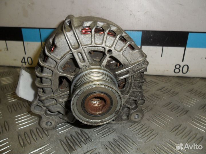 Б/У Генератор 140A