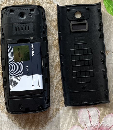 Nokia X2-02