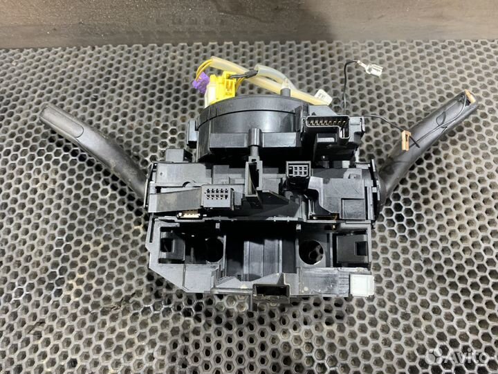 Подрулевой переключатель в сборе Skoda Octavia A5