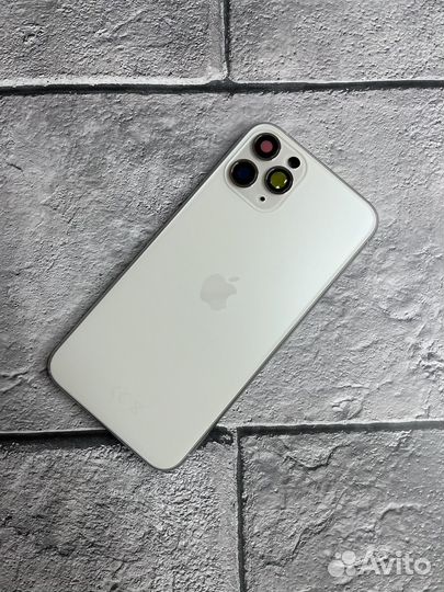 iPhone 11 pro белый корпус