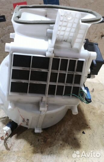 Мотор печки всборе ford escape 2000 год