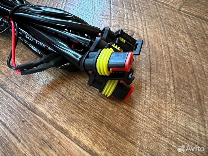 Toyota Corona EXiV Дхо фонари в решетку радиатора