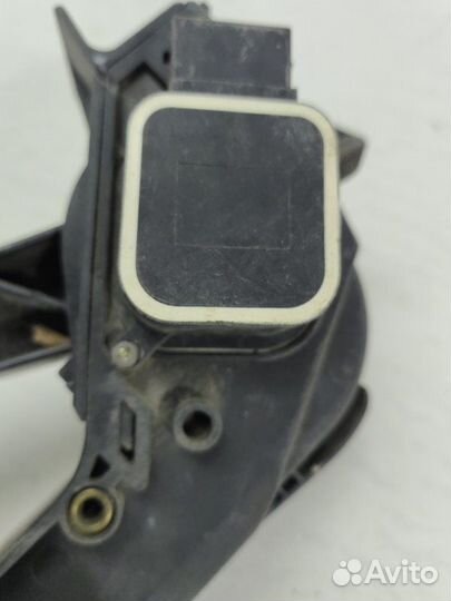 Педаль газа Mercedes C-Class 1998-2005