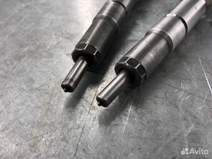 Форсунка топливная Renault 2.3 Dci 8201631838