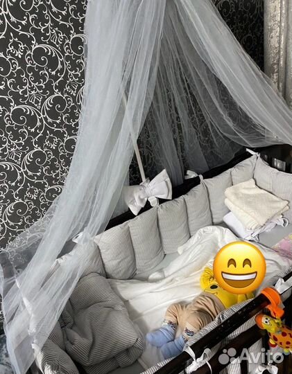 Детская кроватка