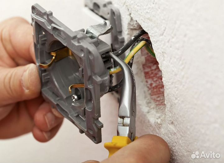 Электрик. Услуги от частного мастера