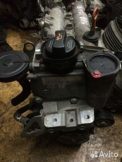 Двигатель BAG Гольф Джетта Туран 1.6 FSI