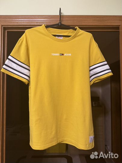Футболка tommy jeans