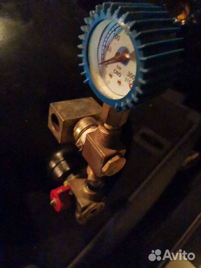 Метановый баллон и редуктор