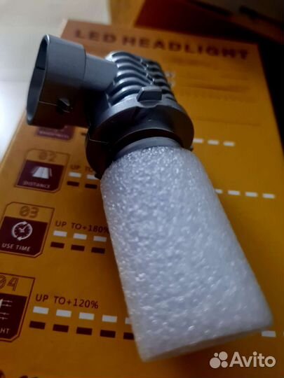 Светодиод лампы HB3 - 2шт нов+чек,коробка/Германия