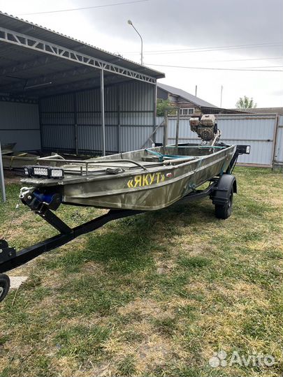 Лодка болотоход