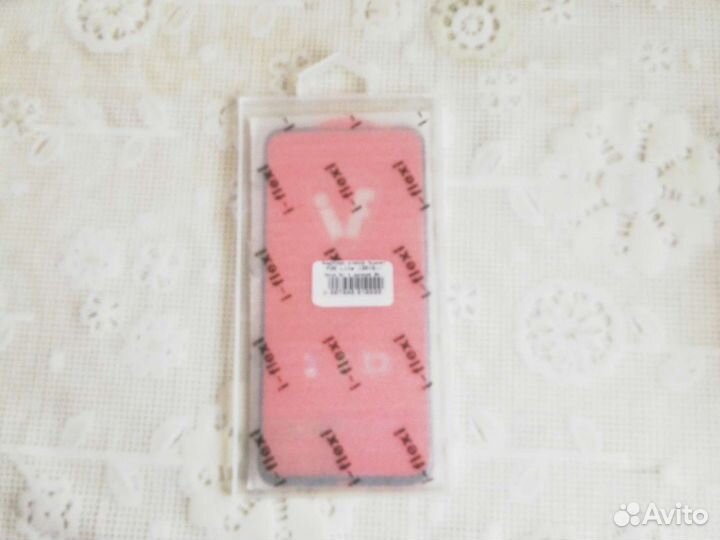 Защитное стекло на телефон