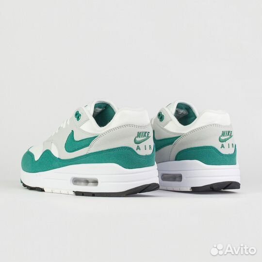 Кроссовки Nike Air Max 1