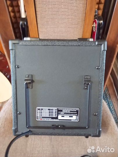 Новый комбоусилитель для электрогитары