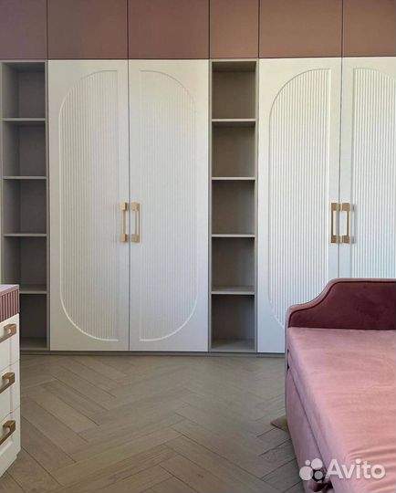 Премиум шкафы на заказ. Гардеробные. Шкафы купе