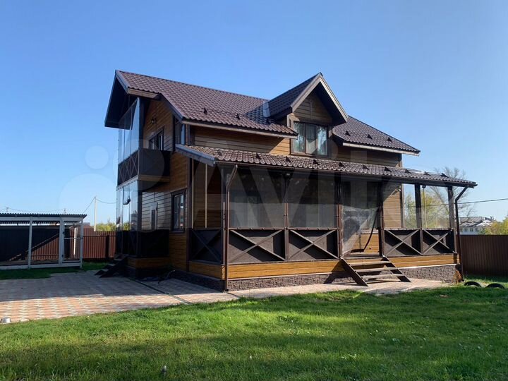 Дом 183,8 м² на участке 10 сот.