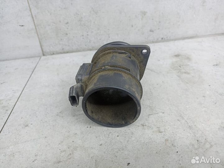 Расходомер воздуха Renault Duster 2013 8200651315
