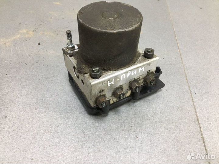 Блок ABS Nissan Primera P12 седан 2.0 QR20 2003