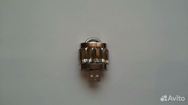 Swarowski Active Crystals USB Флешка-украшение