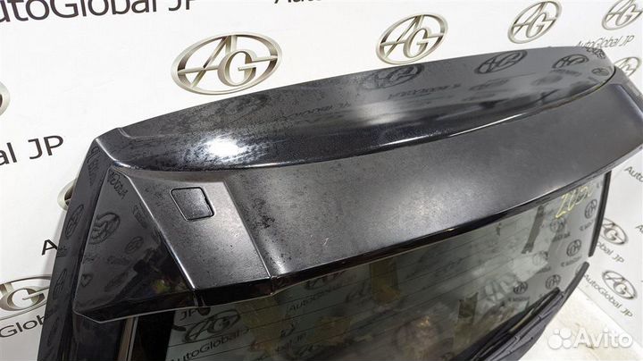 Крышка багажника Subaru Forester