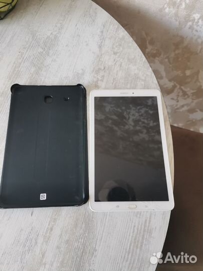 Планшет Samsung galaxy tab E SM-T561