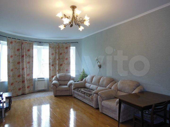 2-к. квартира, 80 м², 3/23 эт.