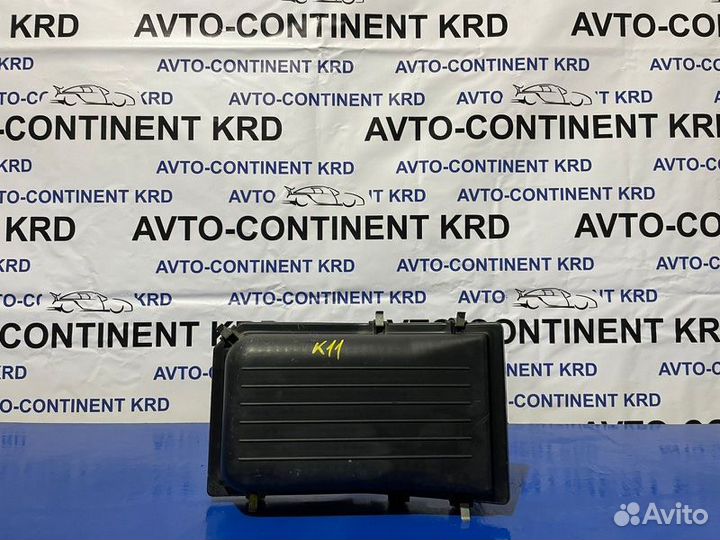 Корпус воздушного фильтра Nissan March K11 CG10