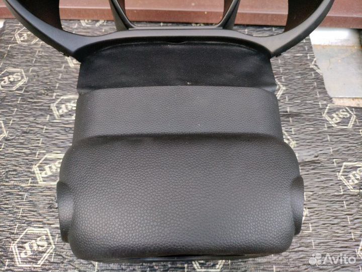 Накладка консоли Kia Soul хэтчбек 1.6 G4FG 2014