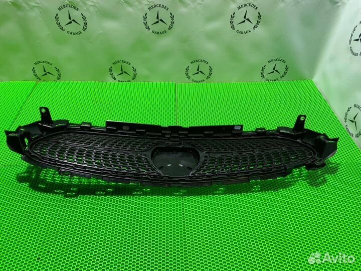 Решетка радиатора Mercedes E W213/W238 аmg