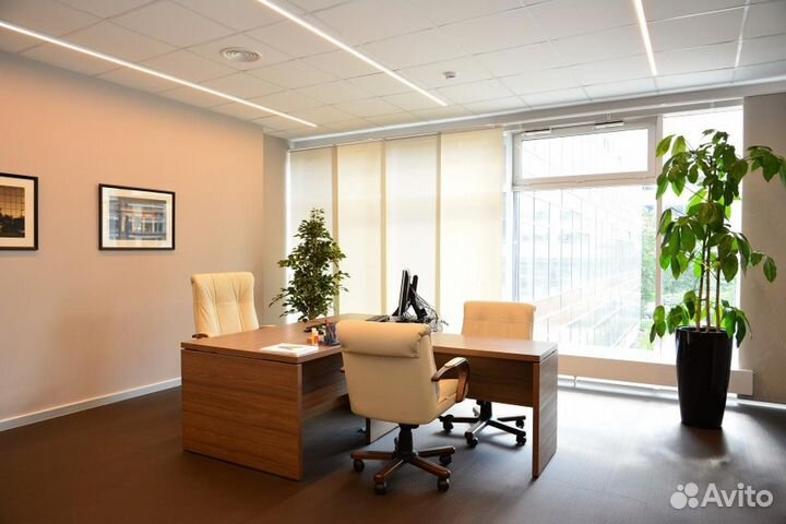 Менеджер по продажам (вход поток клиентов)