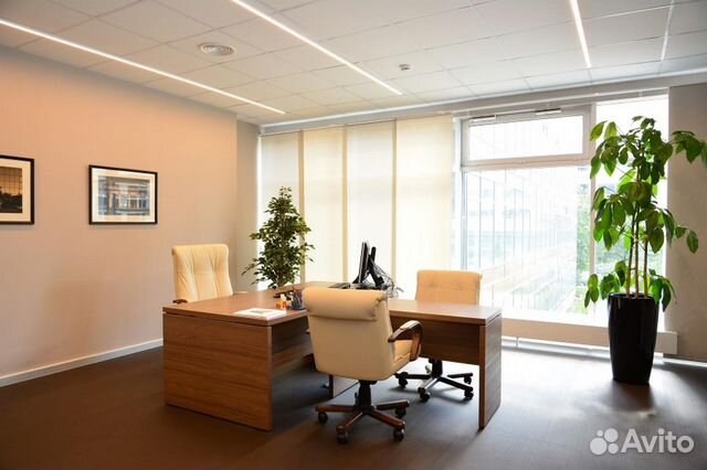 Менеджер по продажам (вход поток клиентов)