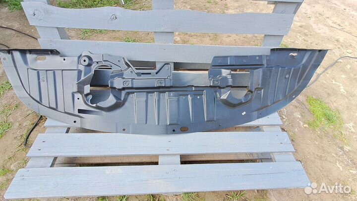 Пыльник переднего бампера lancer 10