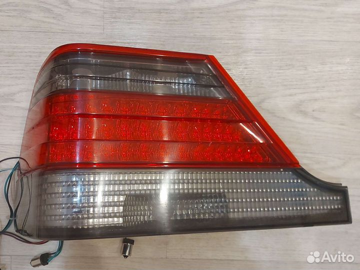 Задние светодиодные фонари на Мерседес w140