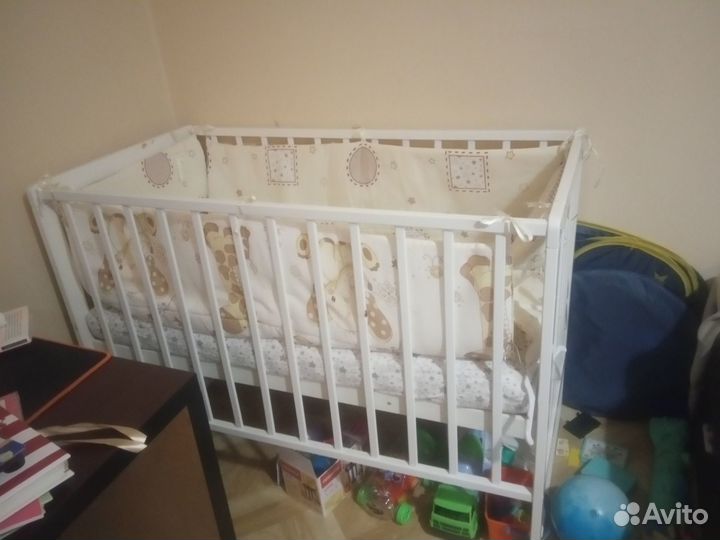 Детская кроватка