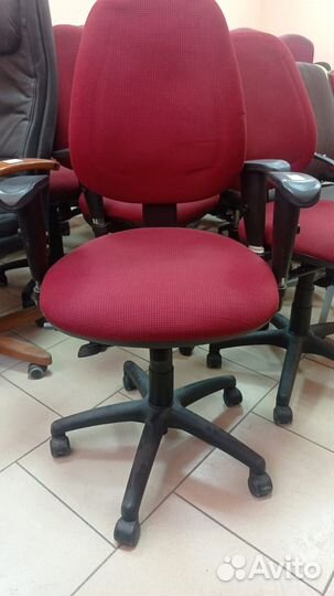 Компьютерное кресло
