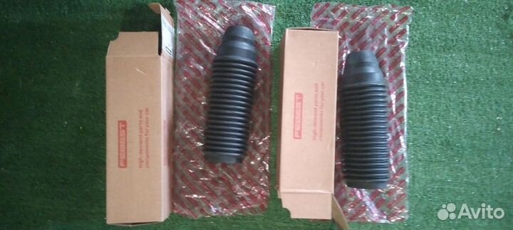 Пыльник передней стойки