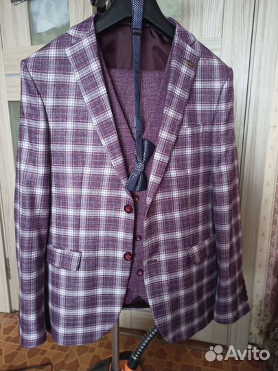 Костюм мужской