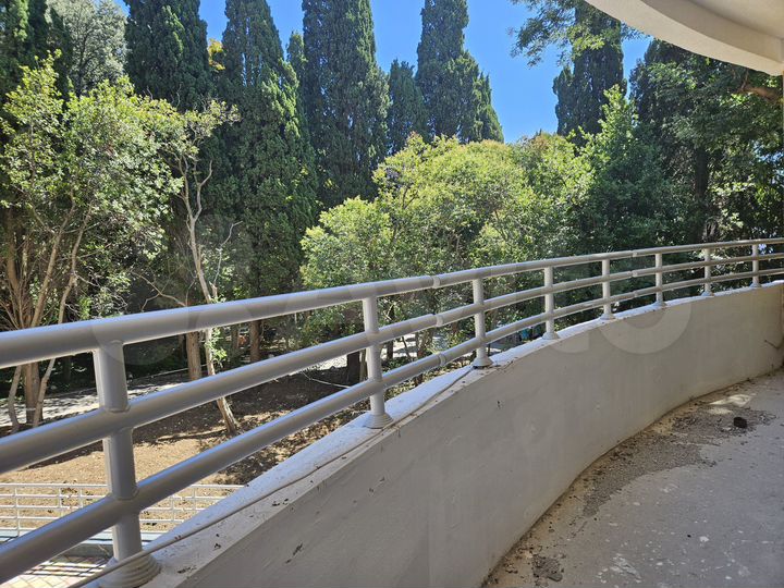 3-к. апартаменты, 105,9 м², 3/9 эт.