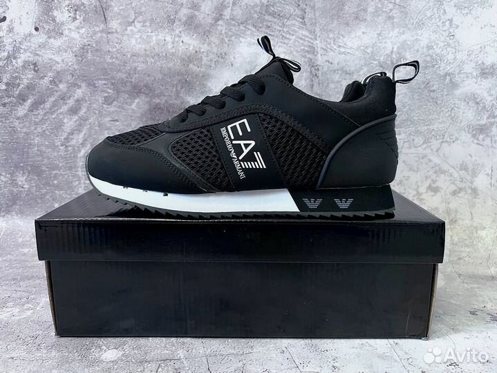 Кроссовки Armani