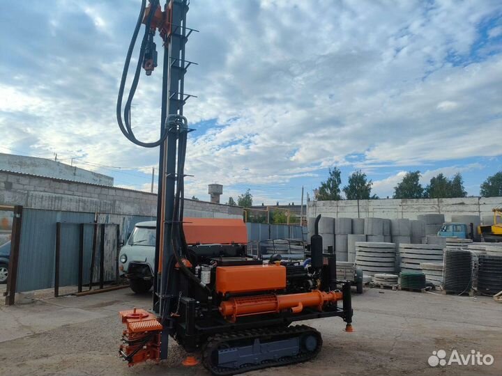 Буровая установка мгбу мозбт М4 на гусеницах