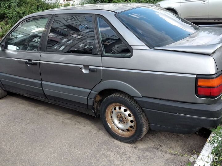Volkswagen Passat 1.8 МТ, 1990, 350 000 км