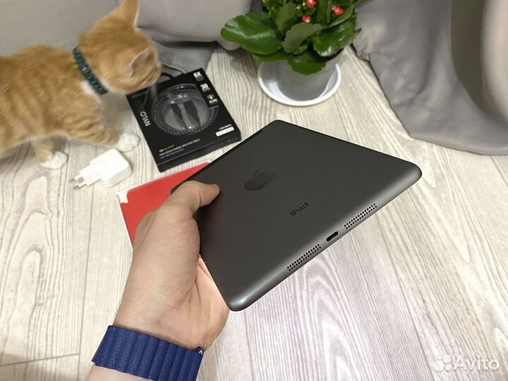 iPad mini 2 16gb +Sim и Smart Cover Идеал