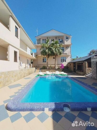 Администратор горничная с проживанием