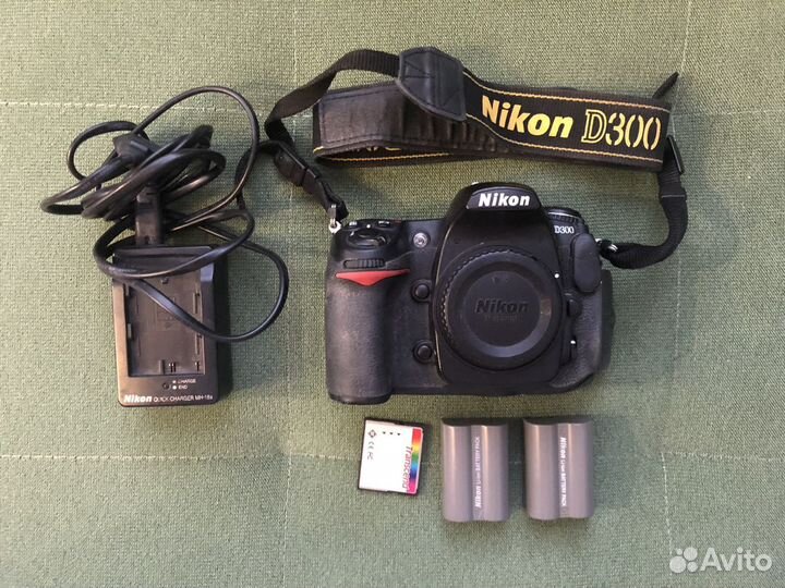 Фотоаппарат Nikon D300