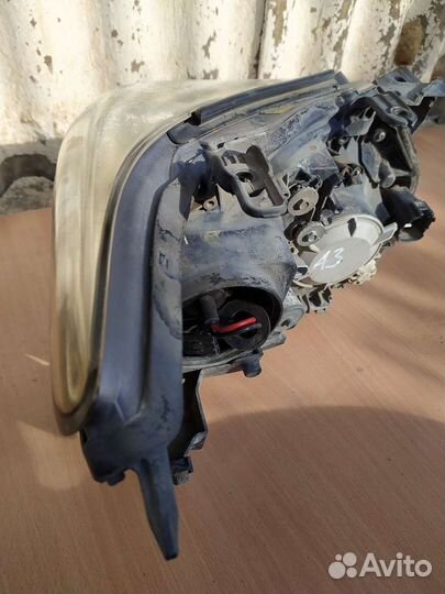 Lexus LX 570 Фара левая 2007-2012