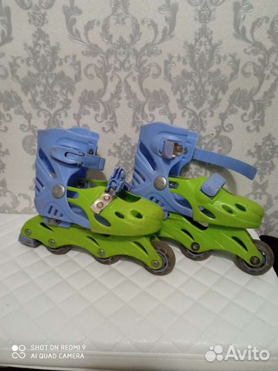 Роликовые коньки