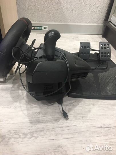 Руль и педали для компьютера