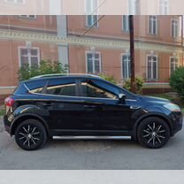 Ford Kuga 2.0 AMT, 2010, 211 235 км, с пробегом, цена 990 000 руб.